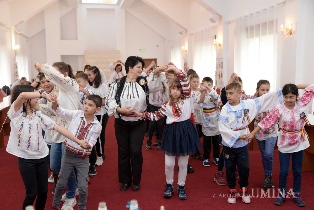 Tabără culturală pentru copii la Mănăstirea Caraiman 131583