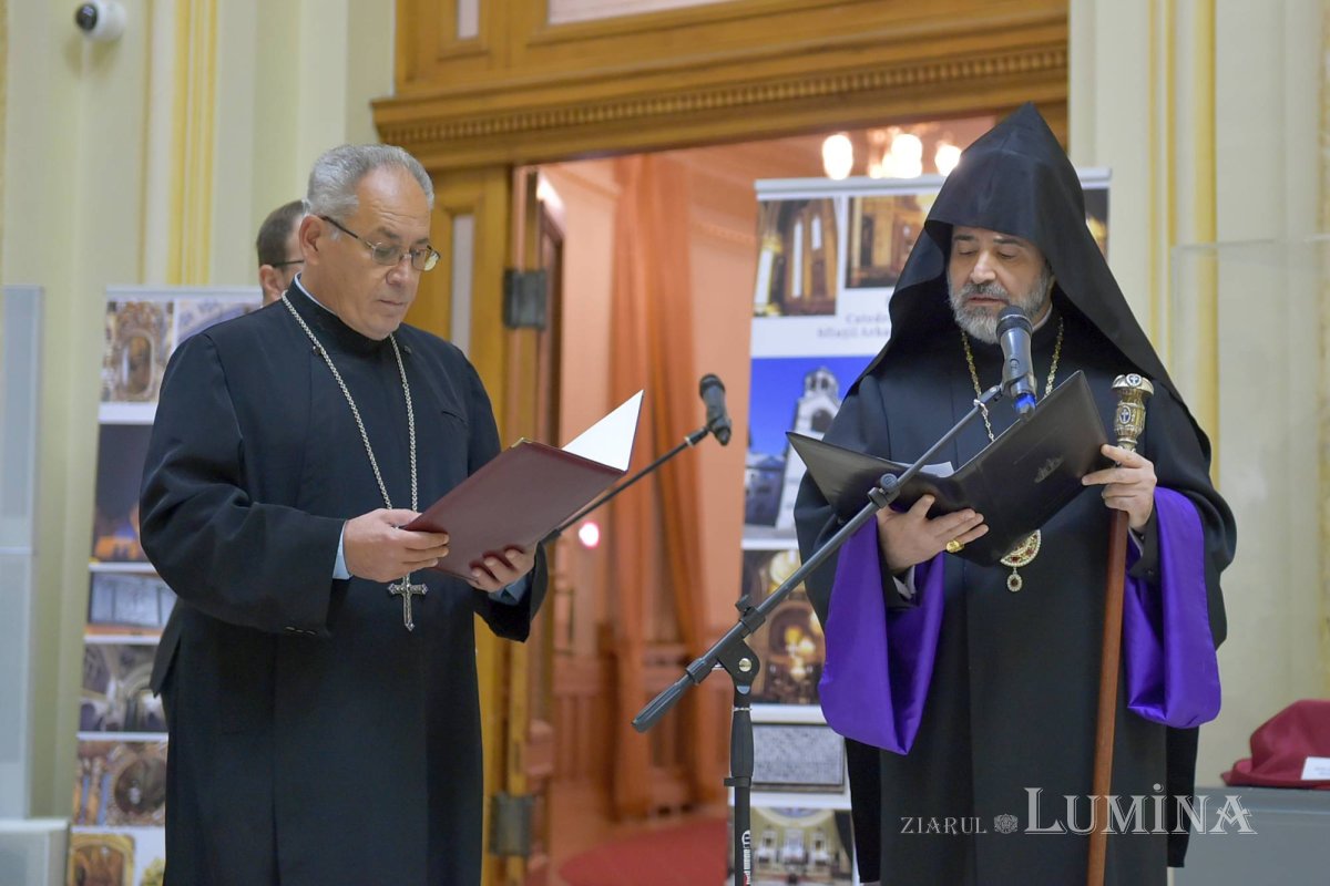 Expoziție și lansare de carte la Palatul Patriarhiei 131893