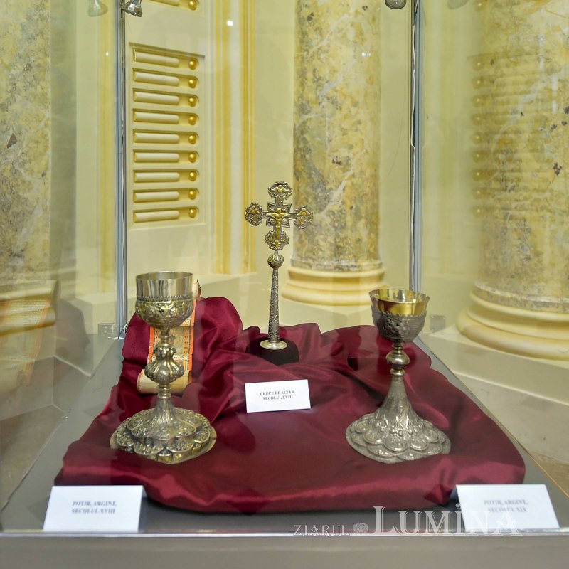 Expoziție și lansare de carte la Palatul Patriarhiei 131898