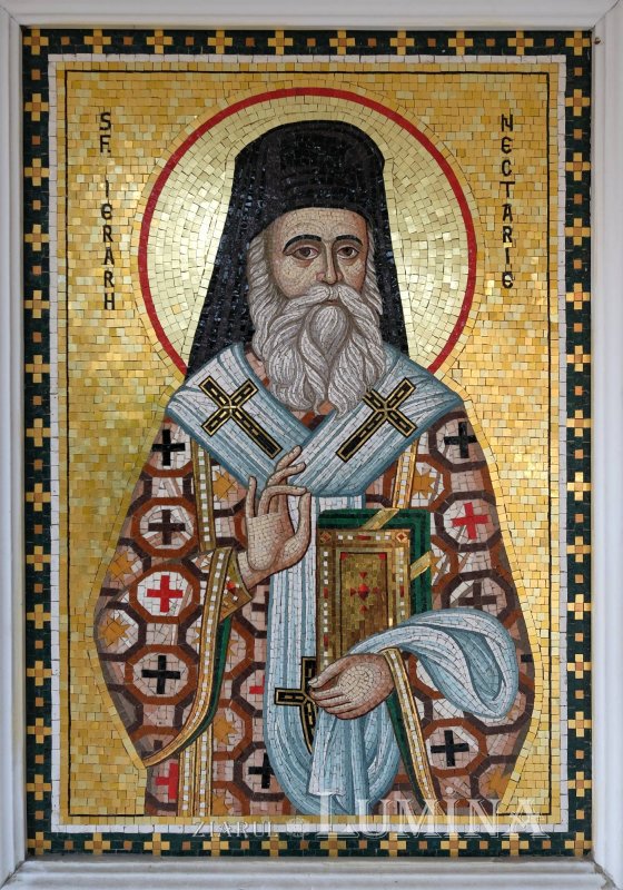 Moaștele Sfântului Nectarie la centrul bucureștean de îngrijiri paliative care-i poartă numele 131805