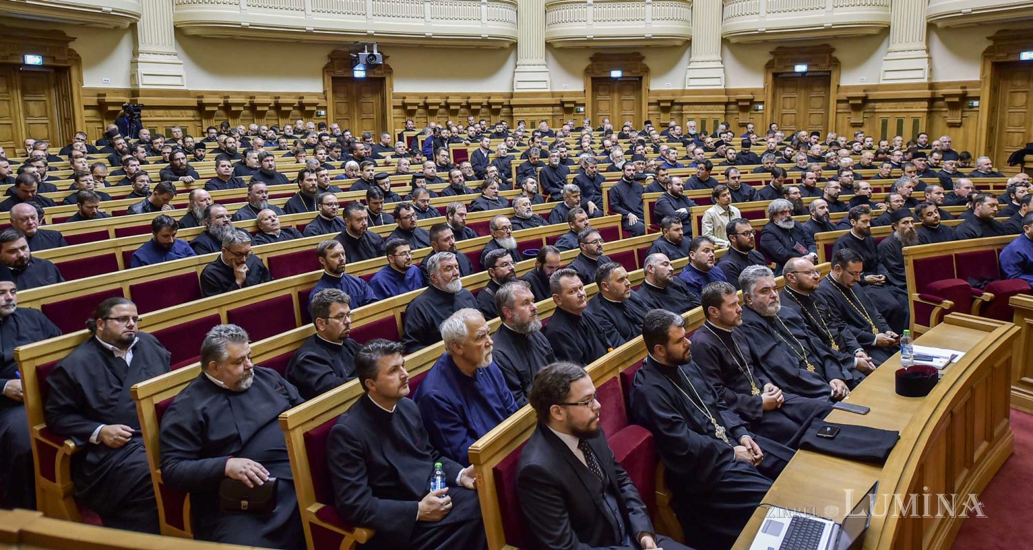 Sfaturi de la Patriarhul României pentru intensificarea misiunii la parohii 132133