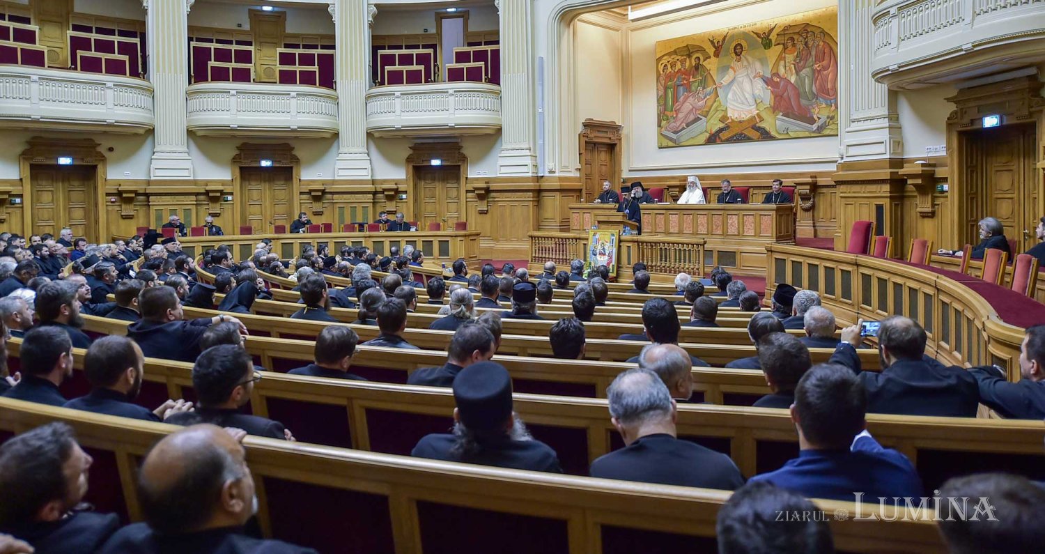 Sfaturi de la Patriarhul României pentru intensificarea misiunii la parohii 132135