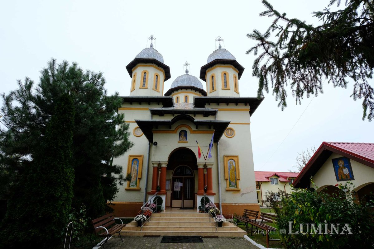 Școala din tinda bisericii parohiale Ghermănești 132301