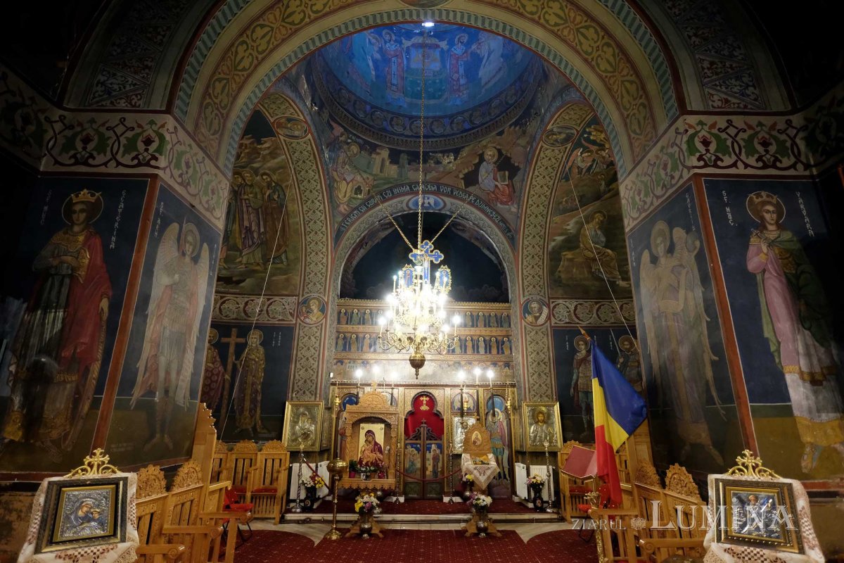 Școala din tinda bisericii parohiale Ghermănești 132302