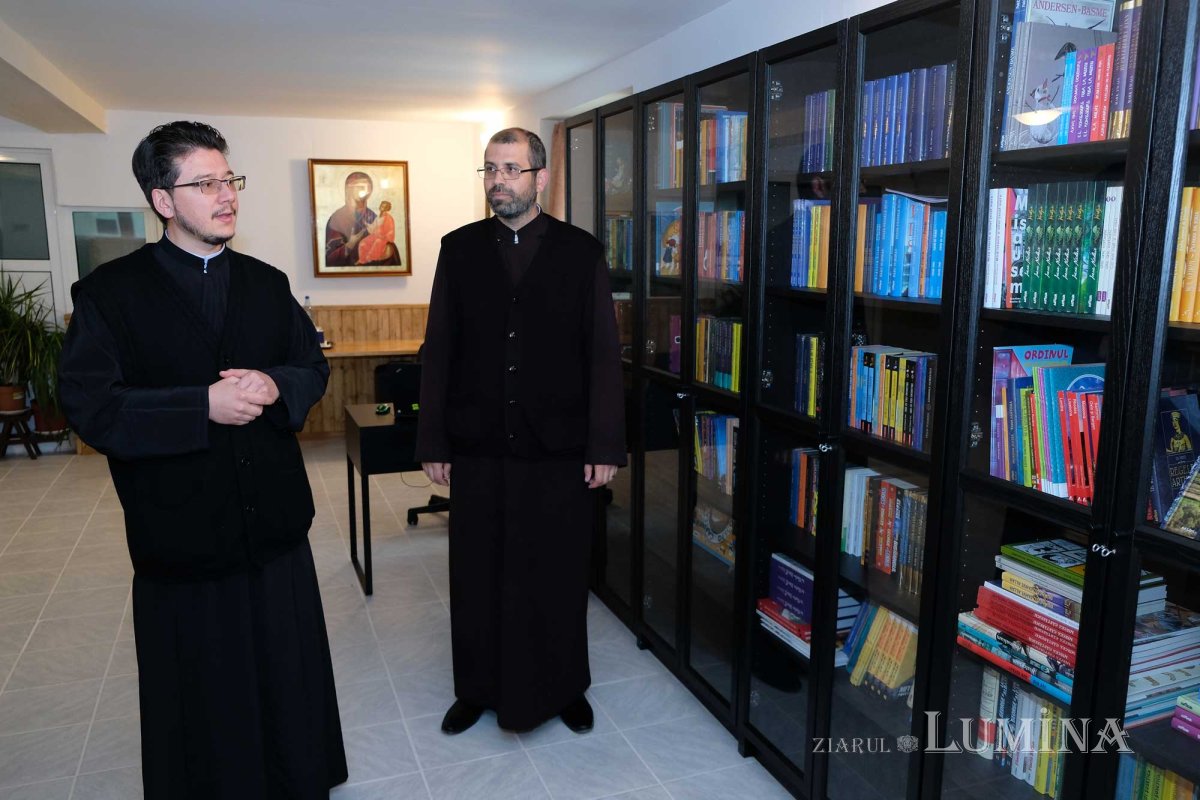 Școala din tinda bisericii parohiale Ghermănești 132310