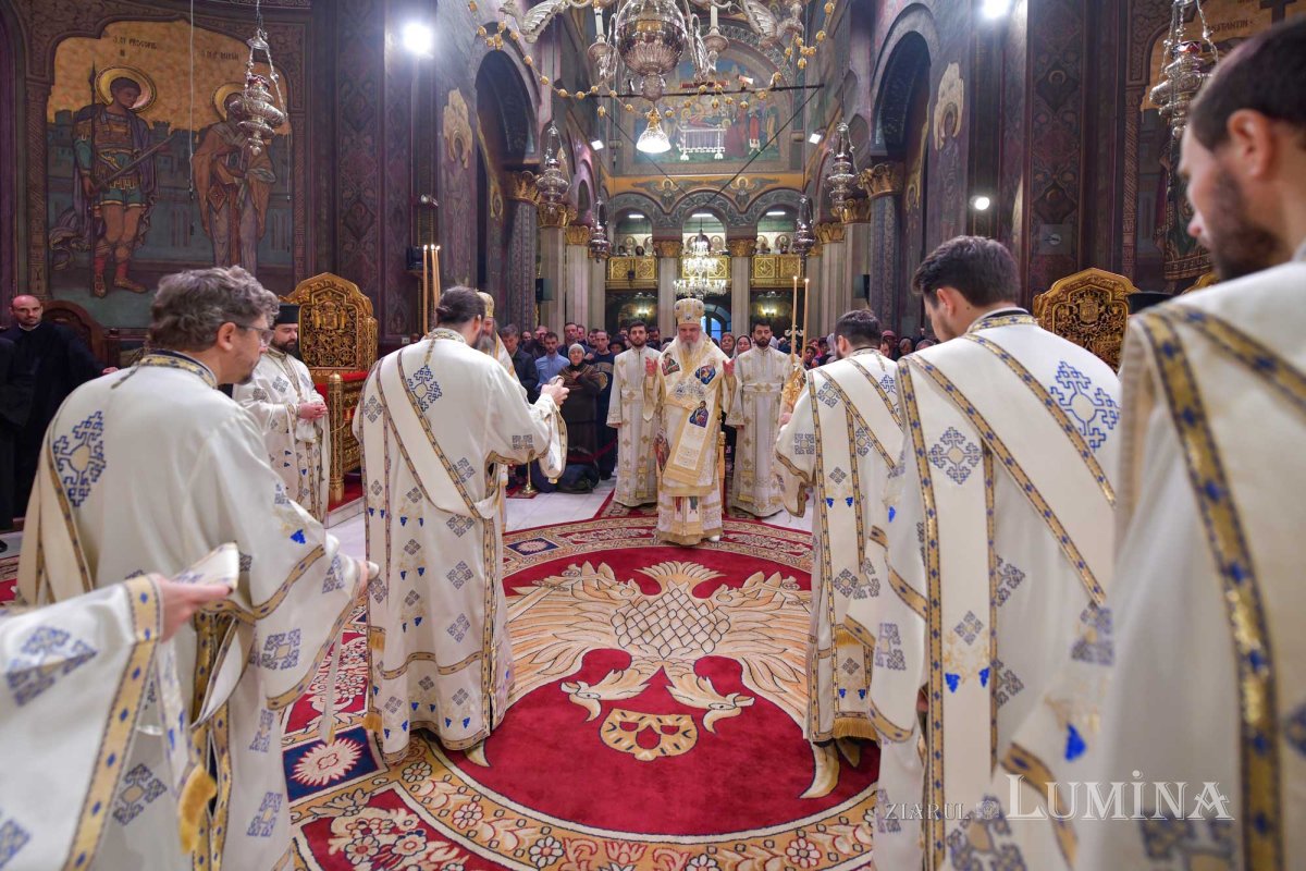 „Maica Domnului, icoană a pregătirii noastre pentru întâlnirea cu Hristos” 132995