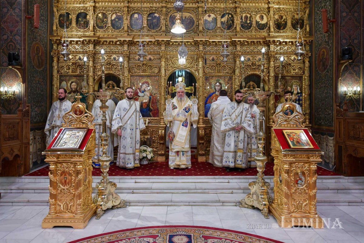 „Maica Domnului, icoană a pregătirii noastre pentru întâlnirea cu Hristos” 133005