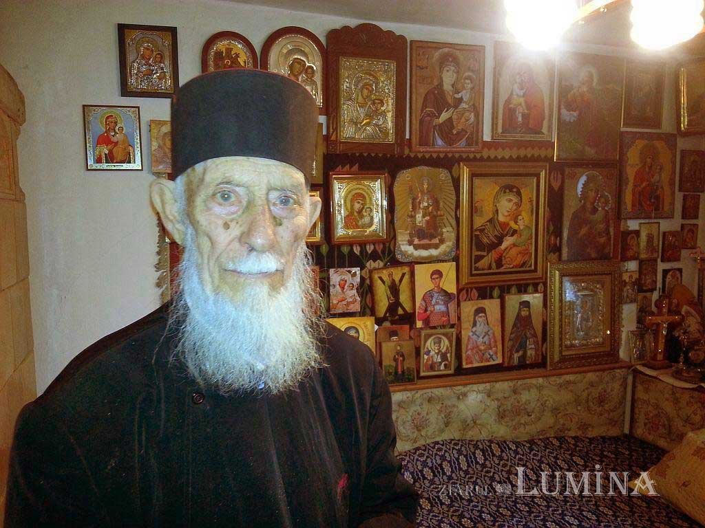 Tainica bisericuță din satul Siliștea Snagovului 133221