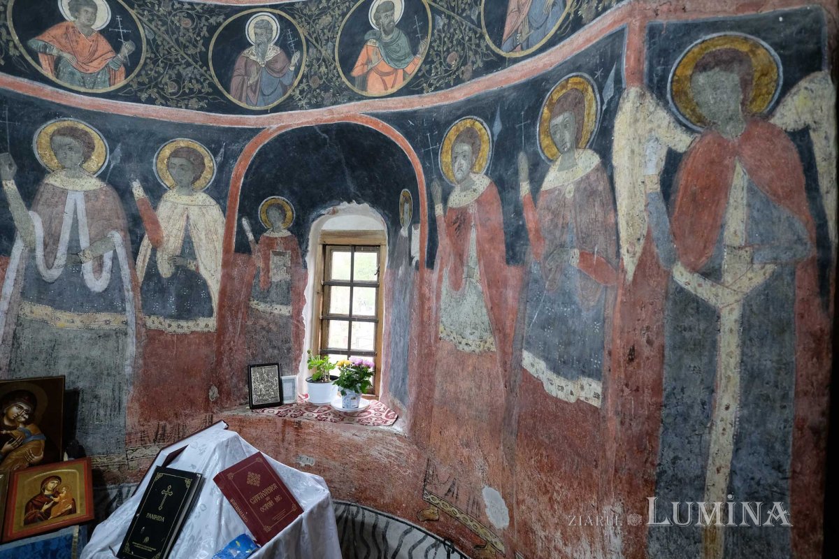 Tainica bisericuță din satul Siliștea Snagovului 133223