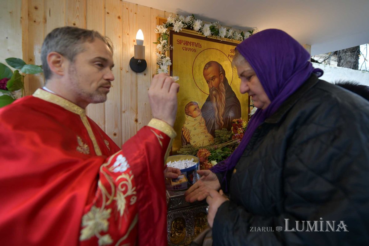 Sfântul Stelian Paflagonul, sărbătorit la biserica lui din București 133375