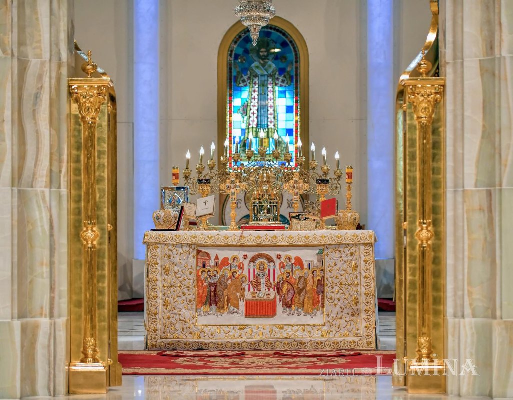 Sărbătoarea Sfântului Andrei, ziua Catedralei şi a neamului românesc 133510