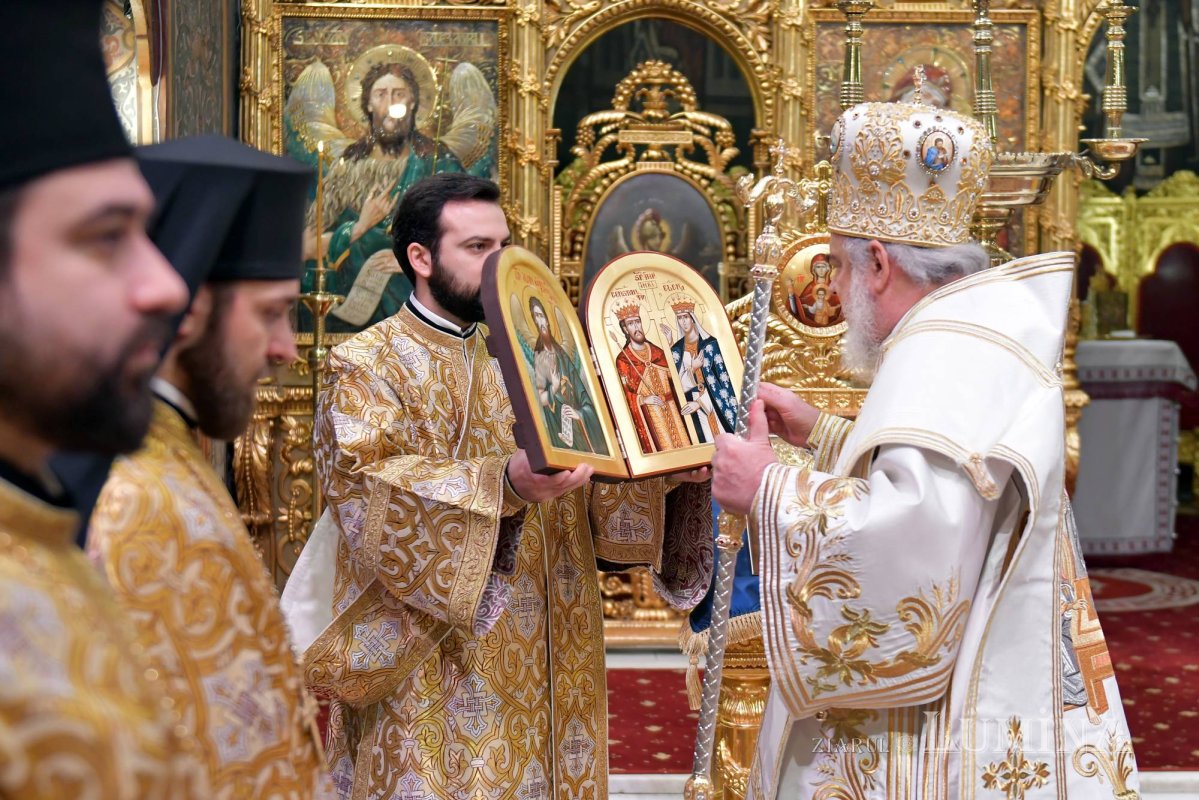 „Să păstrăm și să cultivăm darul sfânt al unității naționale” 133709