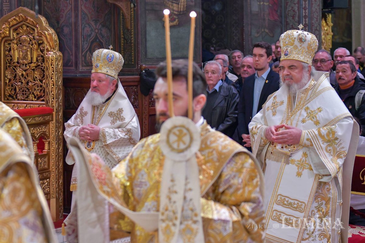 „Să păstrăm și să cultivăm darul sfânt al unității naționale” 133712