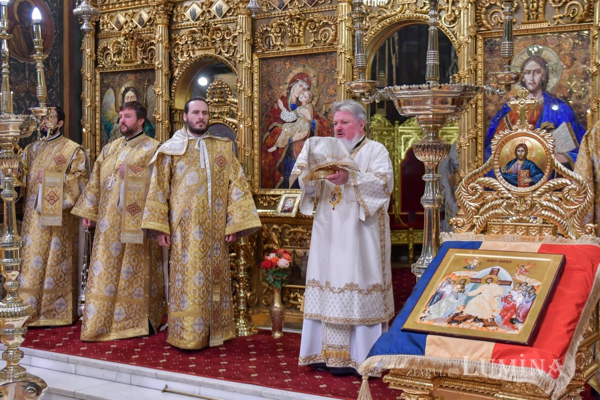 „Să păstrăm și să cultivăm darul sfânt al unității naționale” 133738