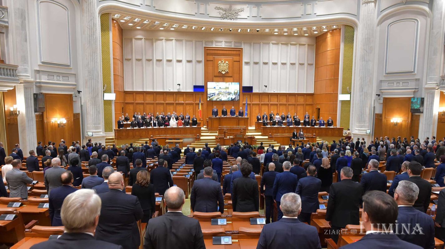 Şedinţa solemnă a Parlamentului României pentru Ziua Naţională 133847
