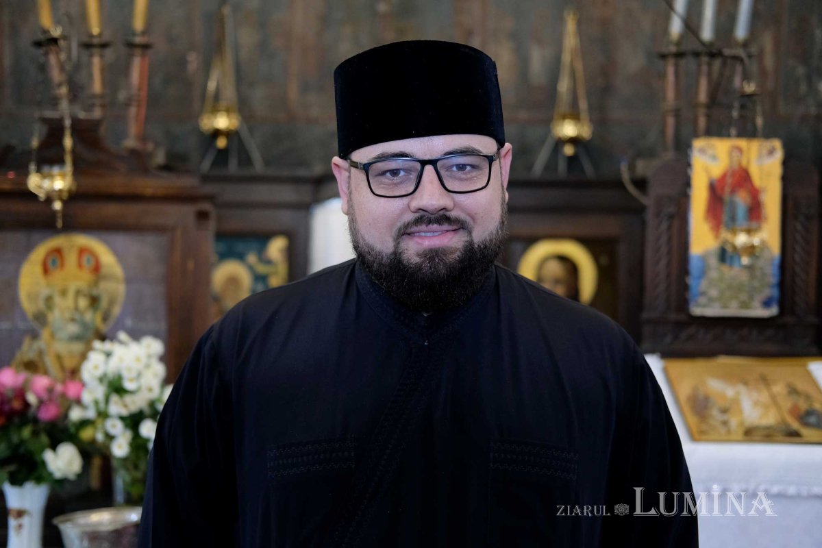 Lumina albului bisericii din Bălteni 133995