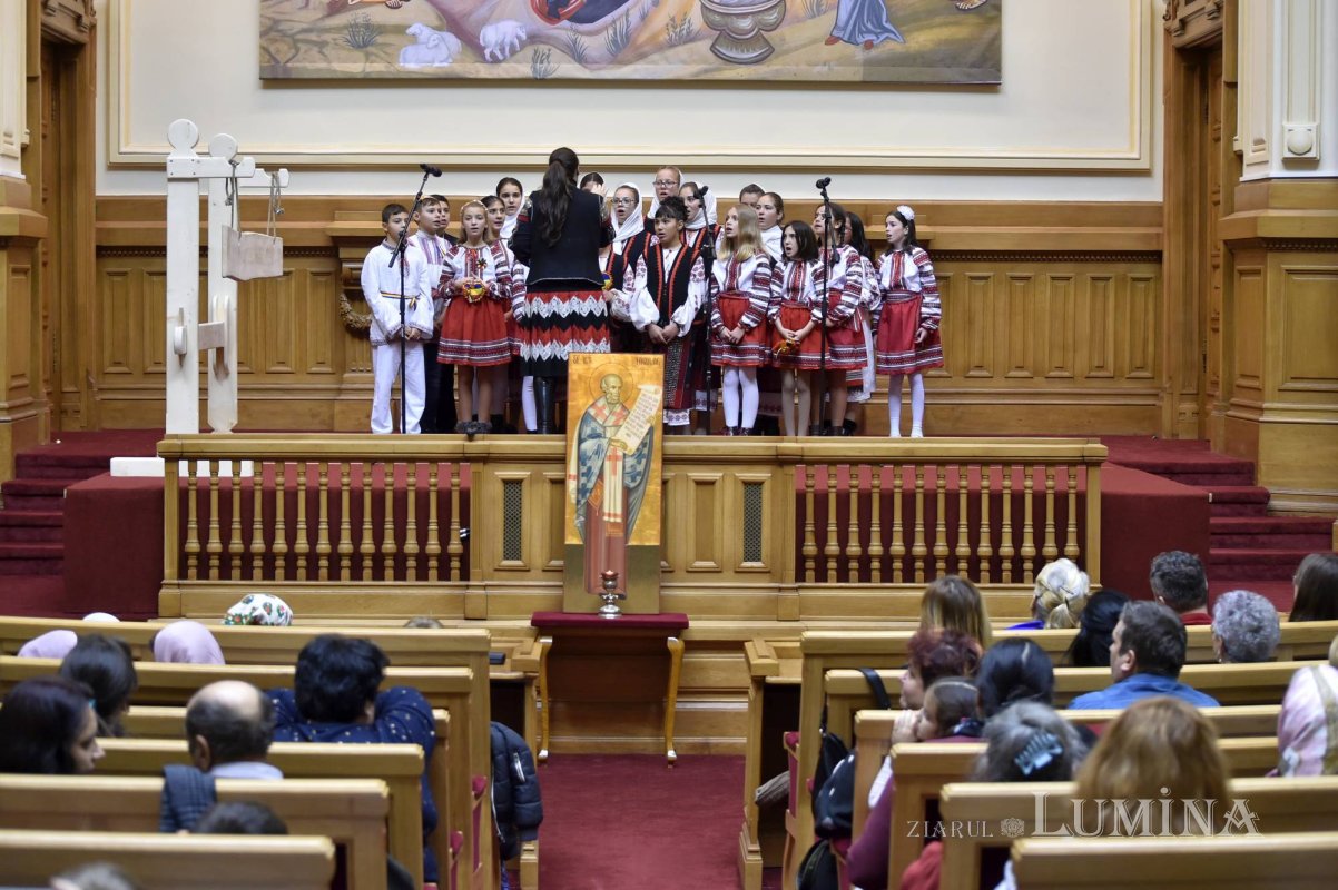 Spectacol susținut de copii, dedicat satului românesc 134253