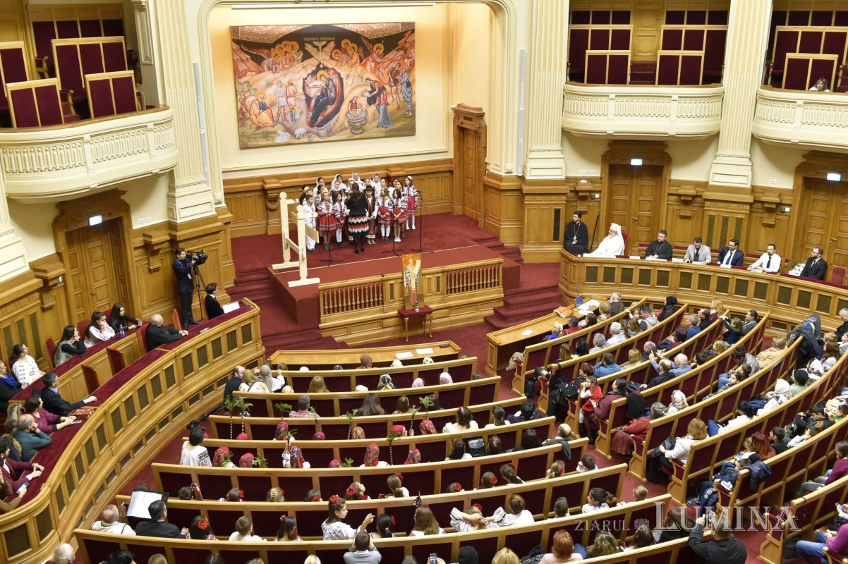 Spectacol susținut de copii, dedicat satului românesc 134254