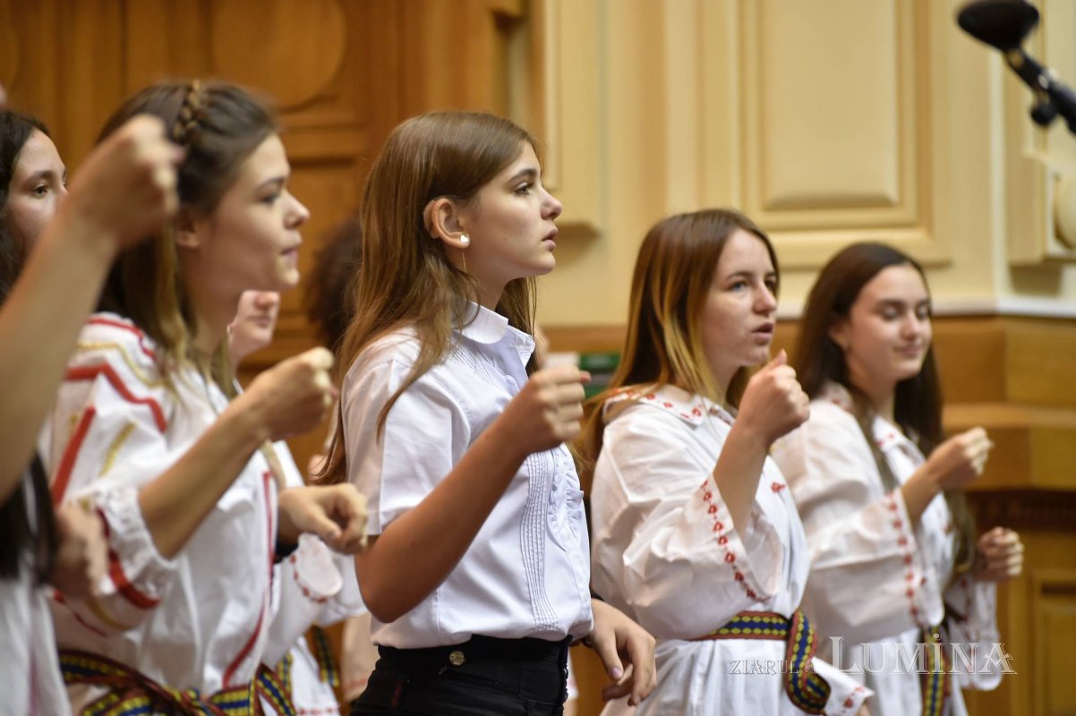 Spectacol susținut de copii, dedicat satului românesc 134257