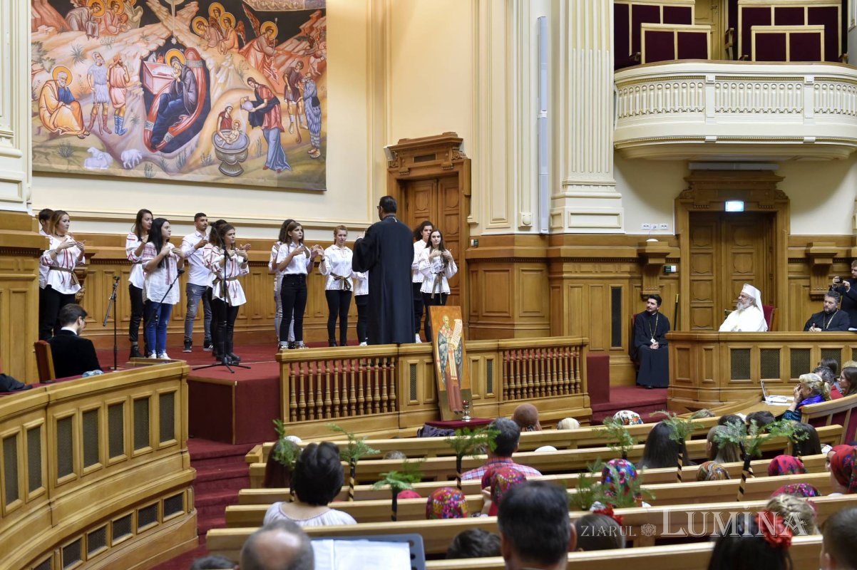 Spectacol susținut de copii, dedicat satului românesc 134258