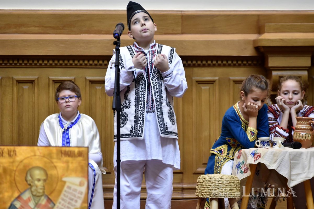 Spectacol susținut de copii, dedicat satului românesc 134261