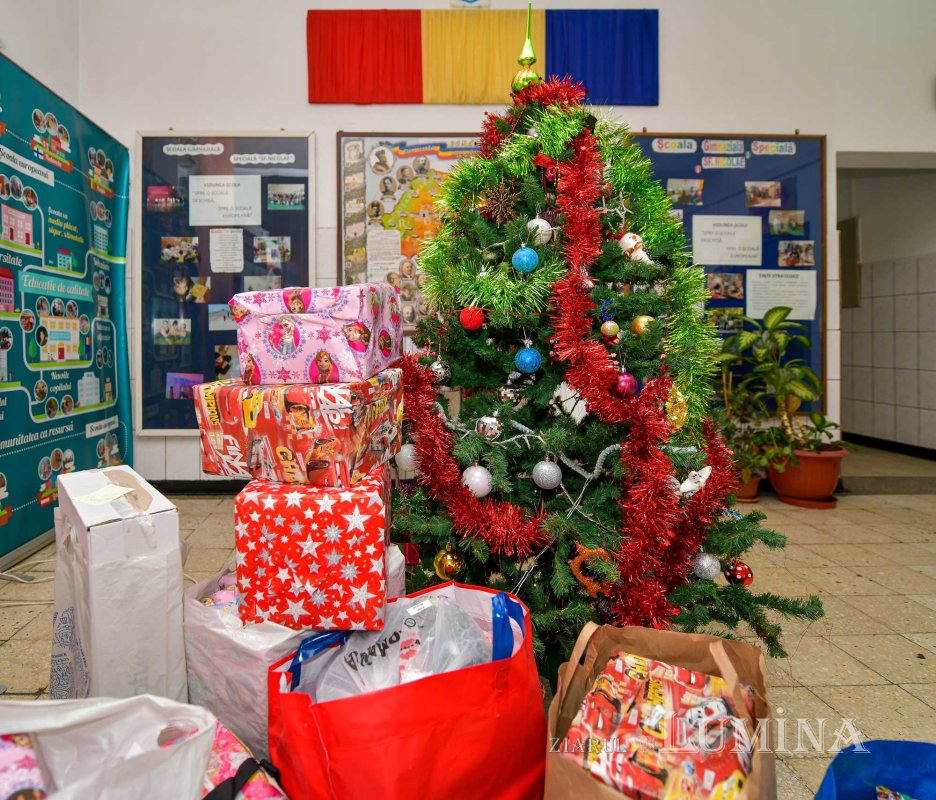 Daruri pentru copii cu nevoi speciale din partea Parohiei Zlătari 134144