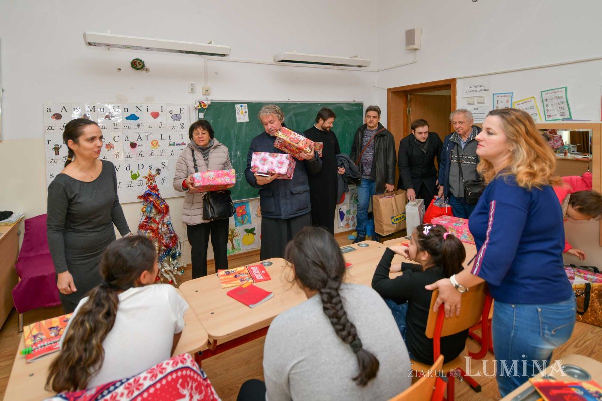 Daruri pentru copii cu nevoi speciale din partea Parohiei Zlătari 134149