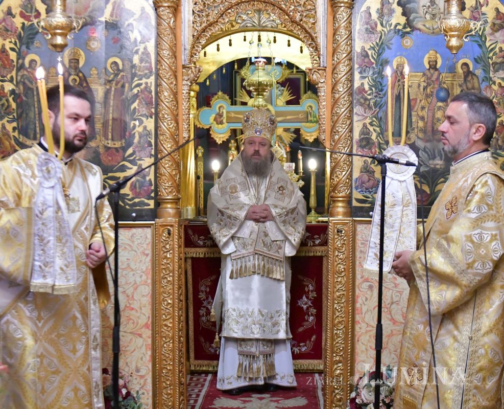 Comuniunea sfinților la Biserica „Sfântul Gheorghe”-Nou din Capitală 134332