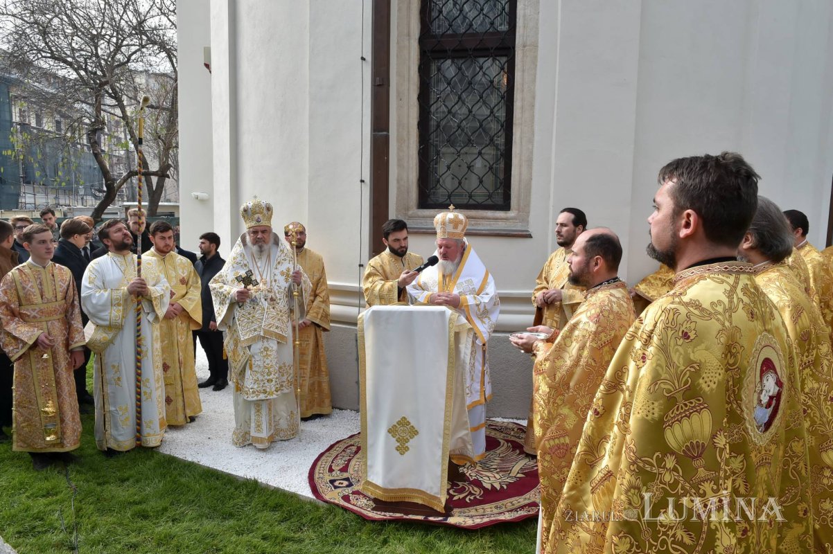 Biserica „Sfântul Dimitrie”-Poștă din Capitală a fost sfințită 134412