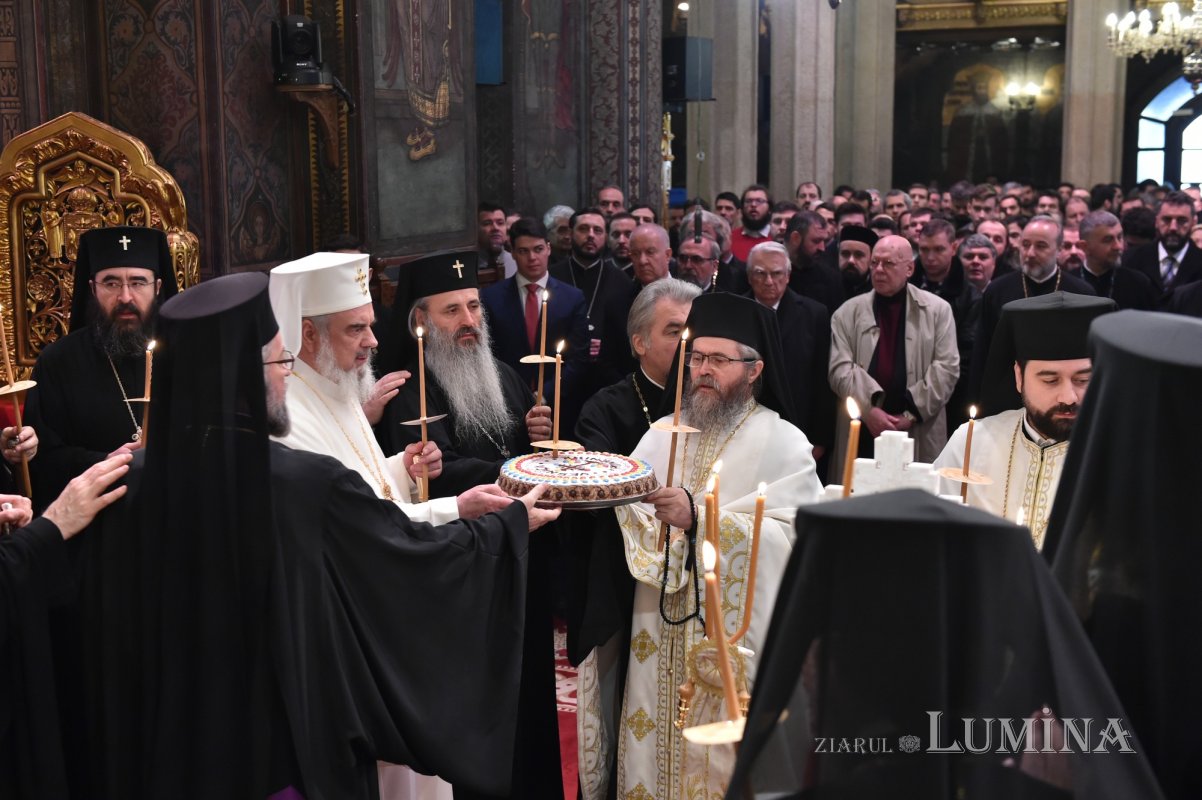 Ședință solemnă a Sfântului Sinod dedicată Revoluției din 1989 135062