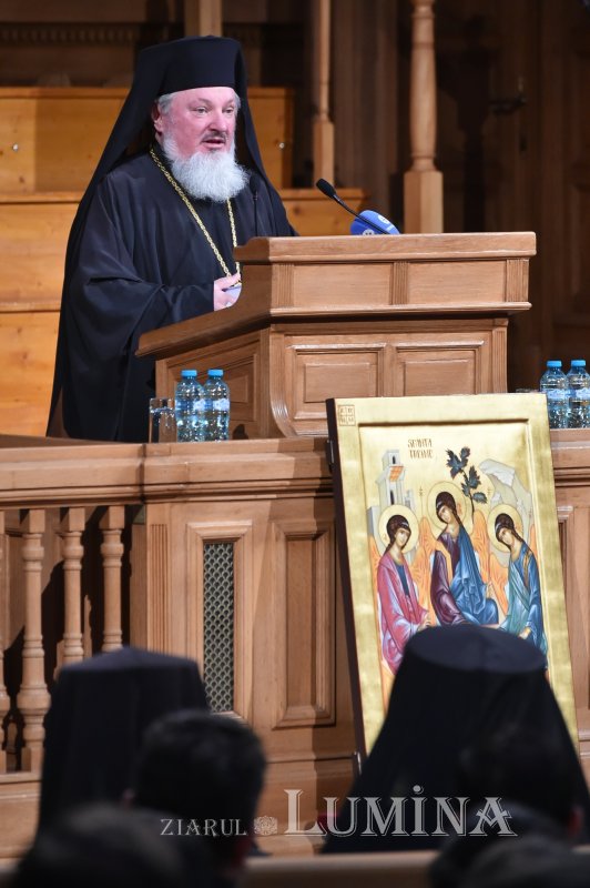 Ședință solemnă a Sfântului Sinod dedicată Revoluției din 1989 135064