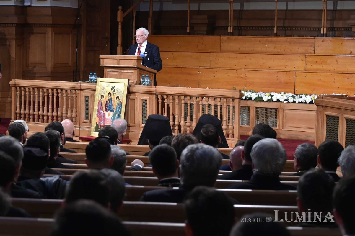 Ședință solemnă a Sfântului Sinod dedicată Revoluției din 1989 135091