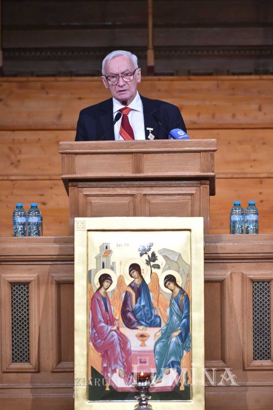 Ședință solemnă a Sfântului Sinod dedicată Revoluției din 1989 135092