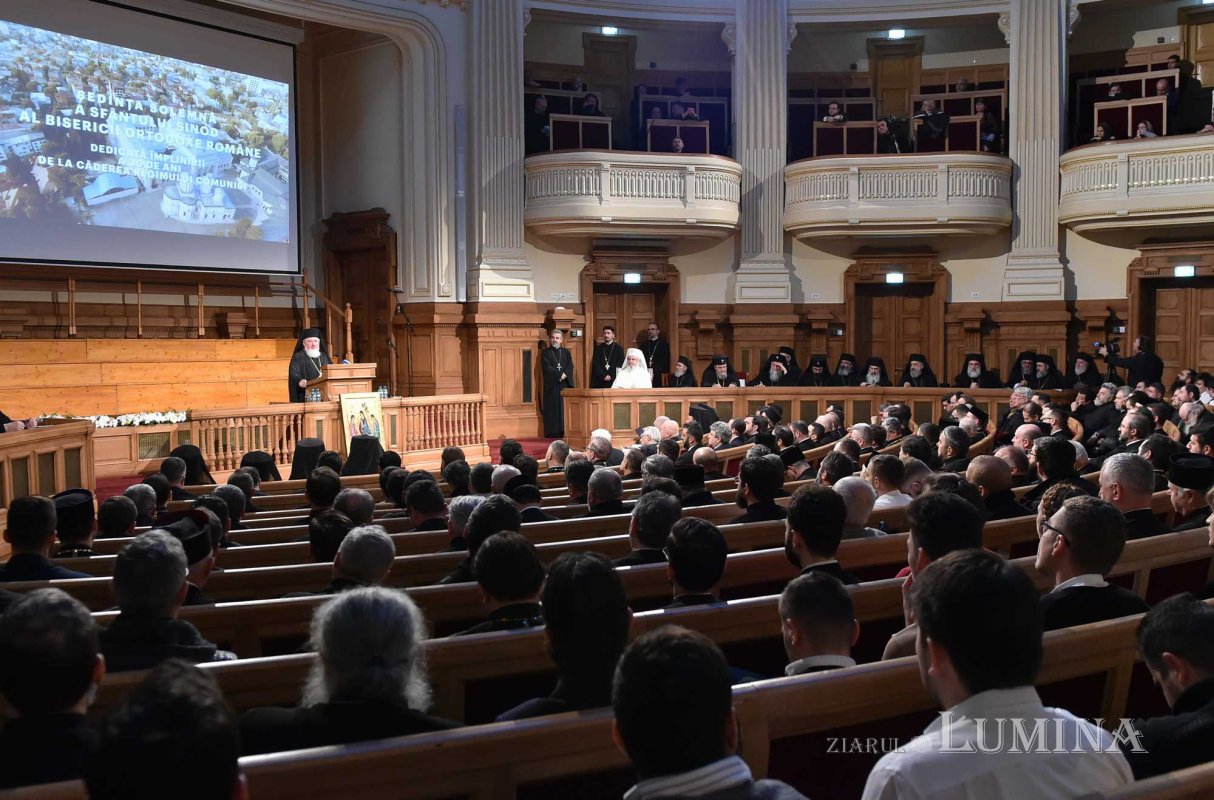Ședință solemnă a Sfântului Sinod dedicată Revoluției din 1989 135096
