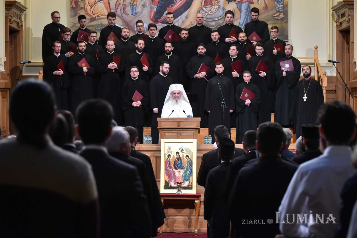 Ședință solemnă a Sfântului Sinod dedicată Revoluției din 1989 135100