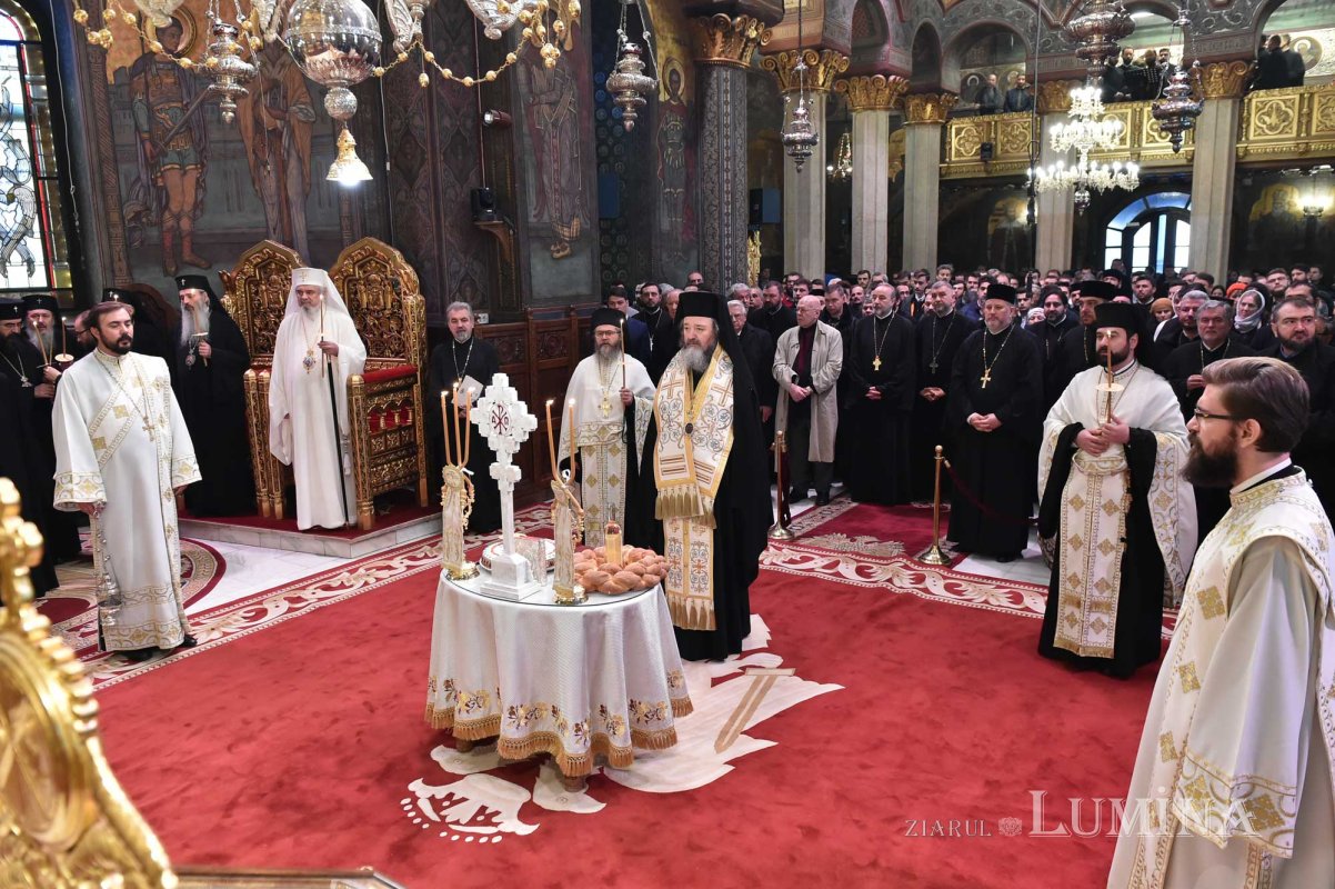 Ședință solemnă a Sfântului Sinod dedicată Revoluției din 1989 135103
