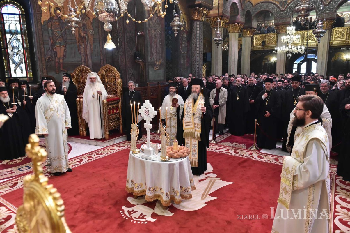 Ședință solemnă a Sfântului Sinod dedicată Revoluției din 1989 135109