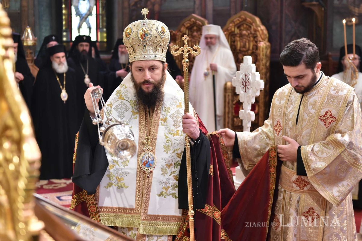 Ședință solemnă a Sfântului Sinod dedicată Revoluției din 1989 135113