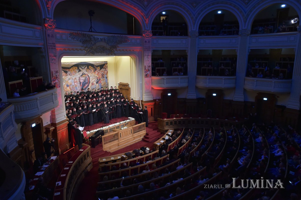 Concertul de colinde „Răsăritul cel de Sus” la Patriarhie 135318