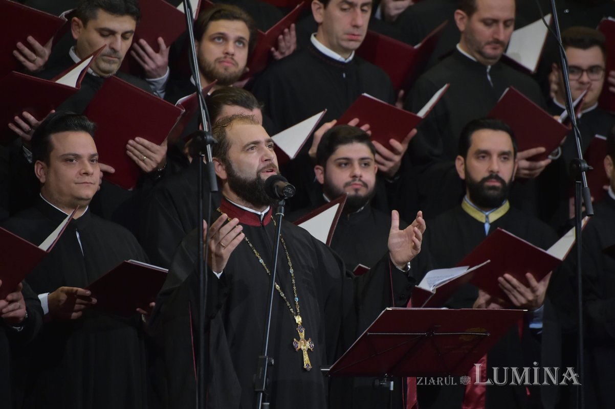 Concertul de colinde „Răsăritul cel de Sus” la Patriarhie 135320