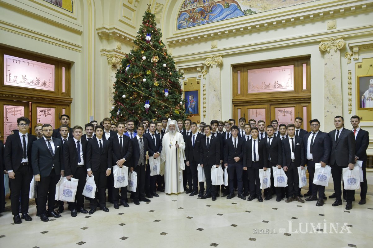 Concertul de colinde „Răsăritul cel de Sus” la Patriarhie 135323