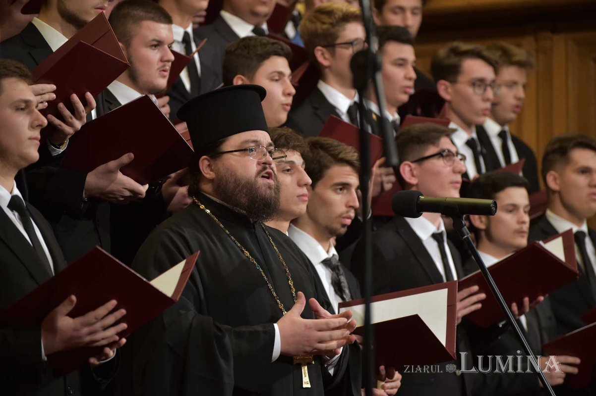 Concertul de colinde „Răsăritul cel de Sus” la Patriarhie 135468