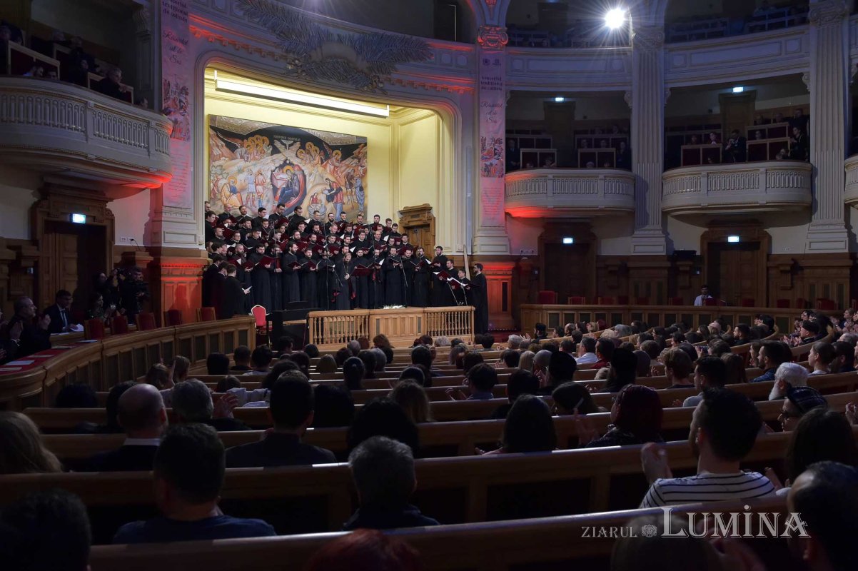 Concertul de colinde „Răsăritul cel de Sus” la Patriarhie 135475