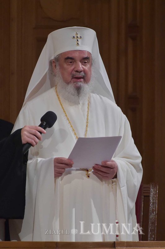 Concertul de colinde „Răsăritul cel de Sus” la Patriarhie 135477