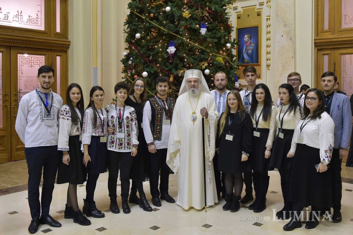 Concertul de colinde „Răsăritul cel de Sus” la Patriarhie 135478