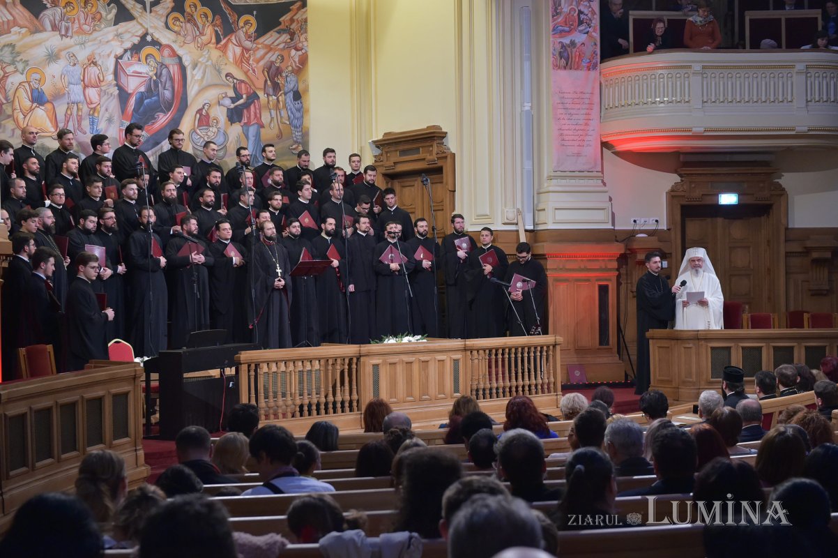 Satul românesc exprimă bucuria Crăciunului prin colinde 135315