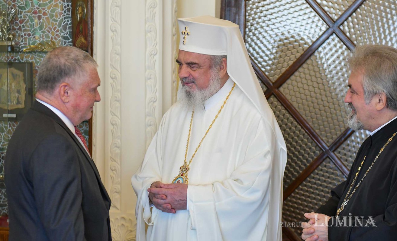 Noul ambasador al Statelor Unite ale Americii la Bucureşti, în vizită de prezentare la Patriarhia Română 135583