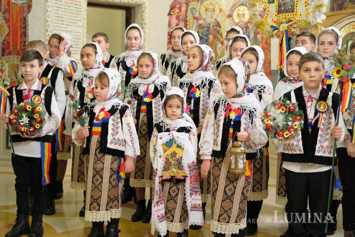 Datina colindului din străbuni, respectată la Patriarhie 135642