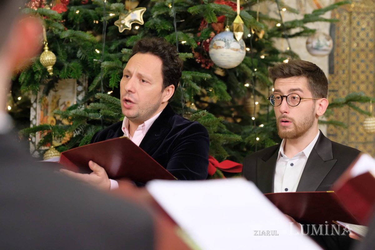 Datina colindului din străbuni, respectată la Patriarhie 135655