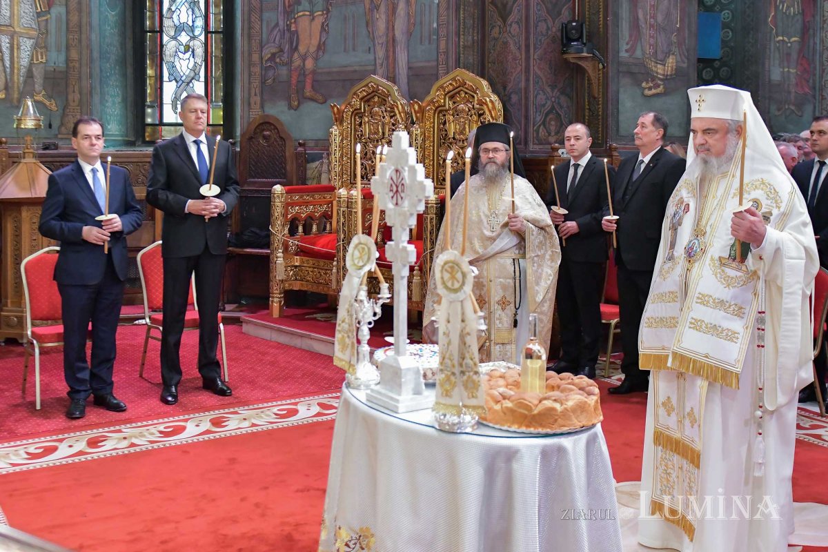 Parastas în Catedrala Patriarhală pentru eroii Revoluţiei române 135841